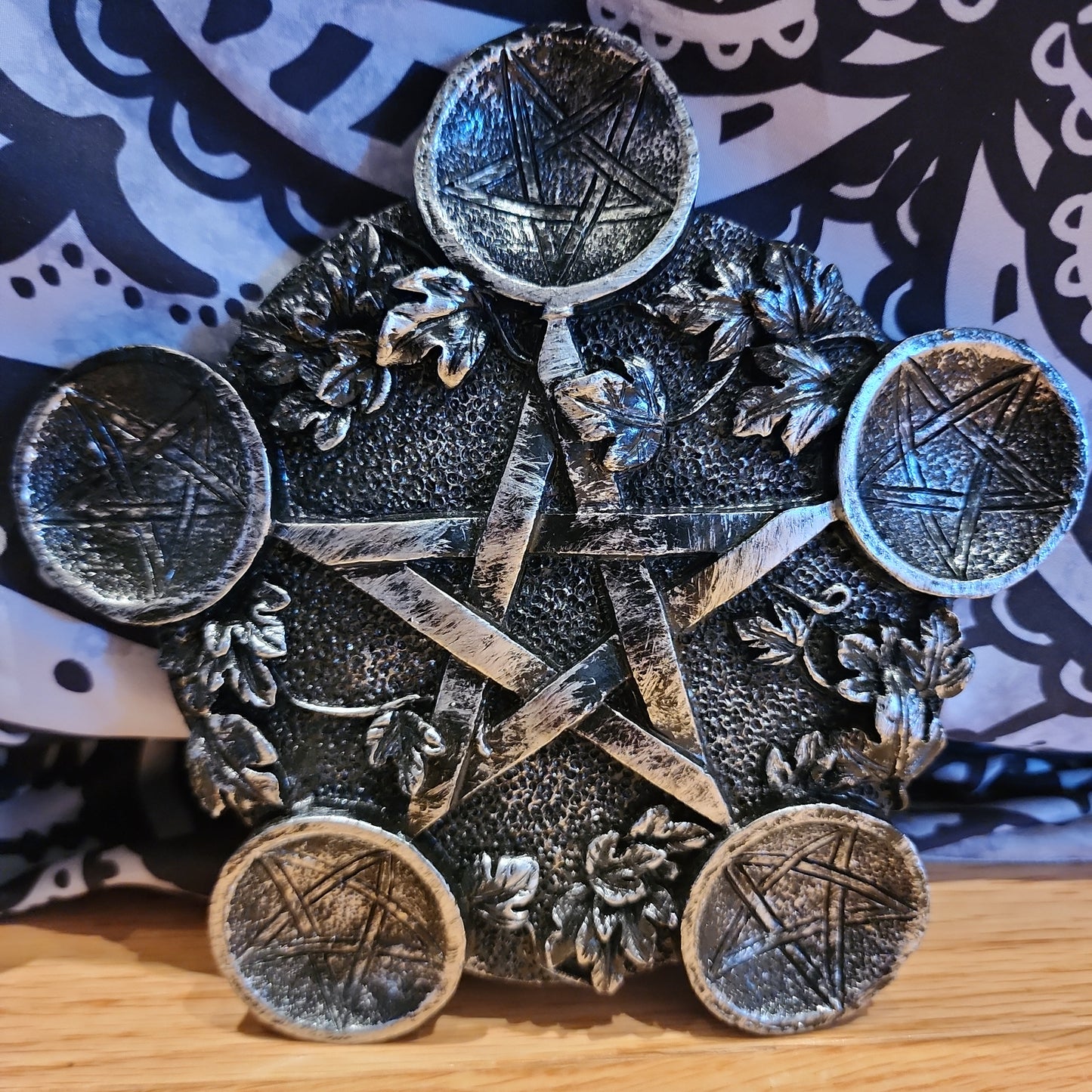 5 sphere holder