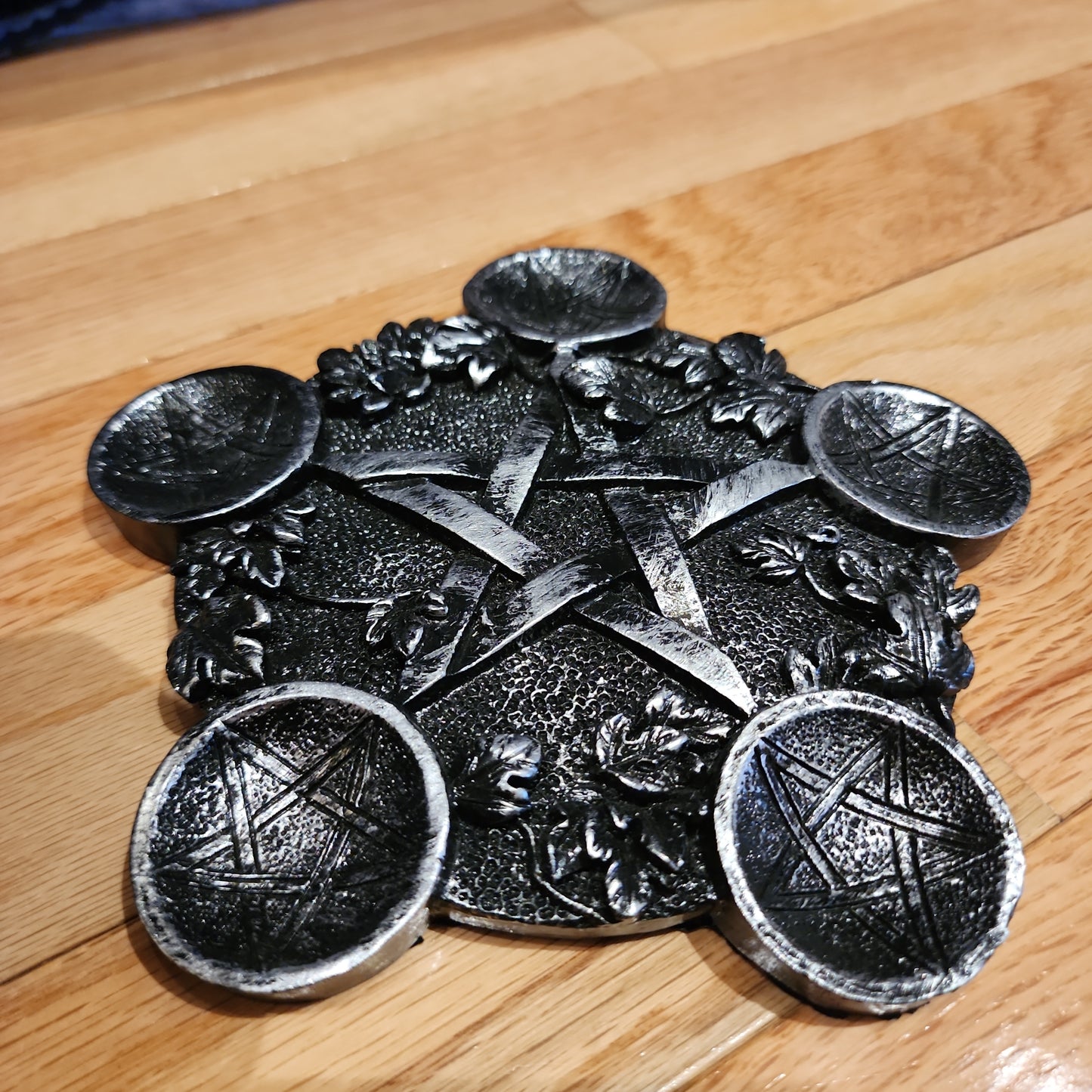 5 sphere holder