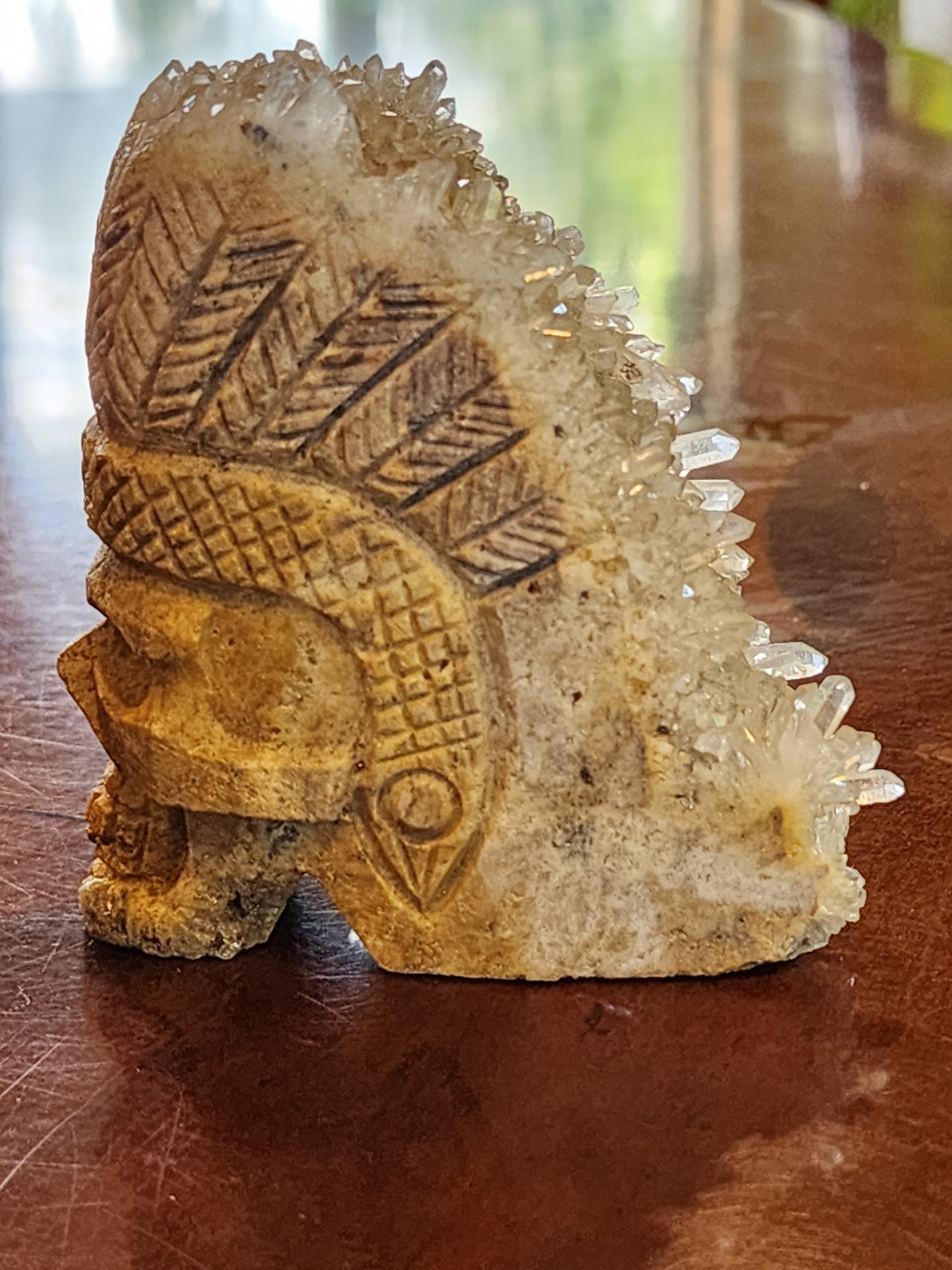 Druzy quartz skull carving