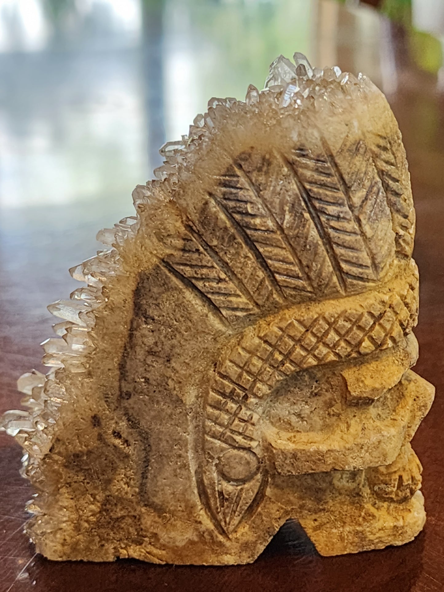 Druzy quartz skull carving