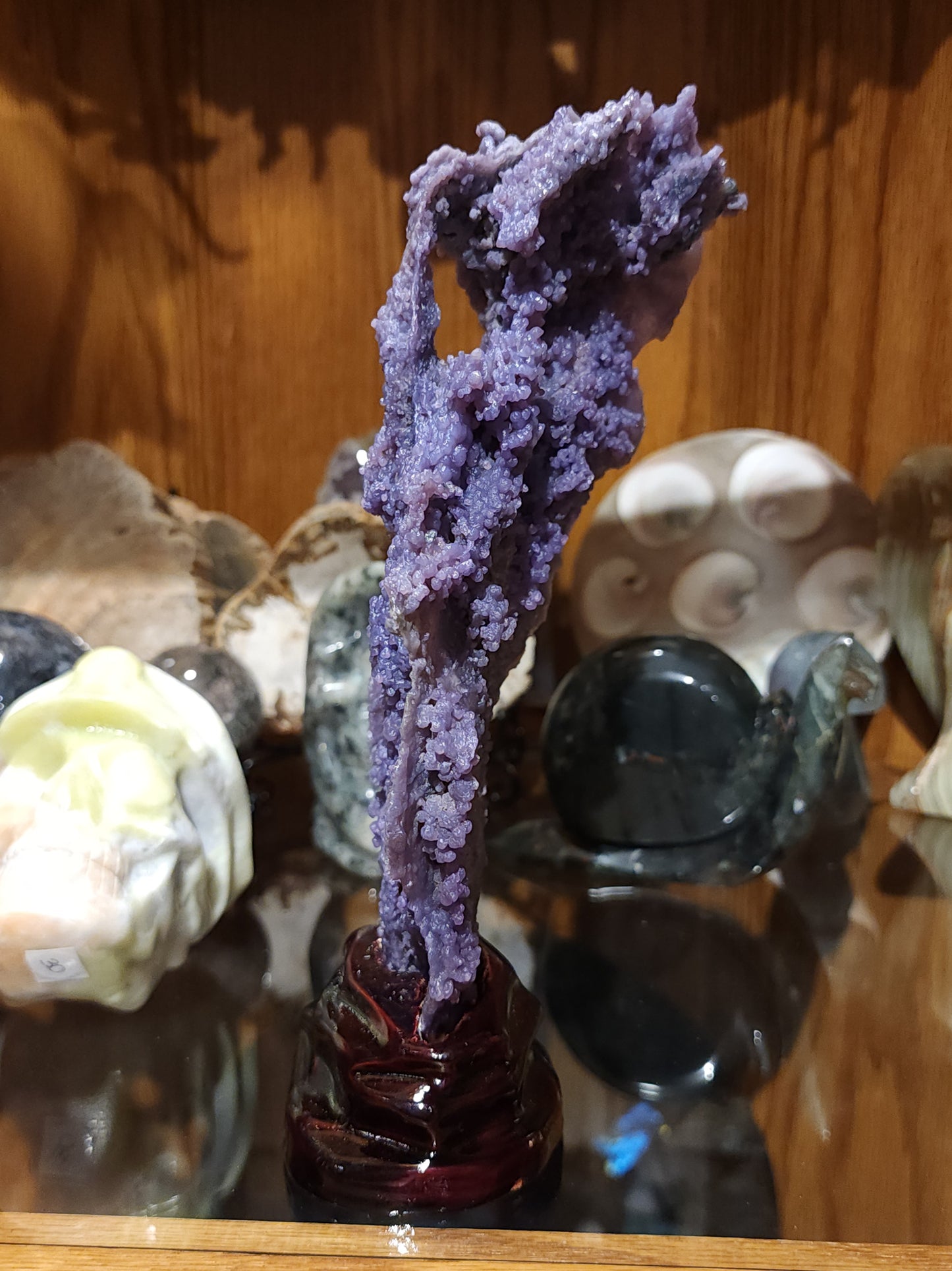 Grape agate sculpture