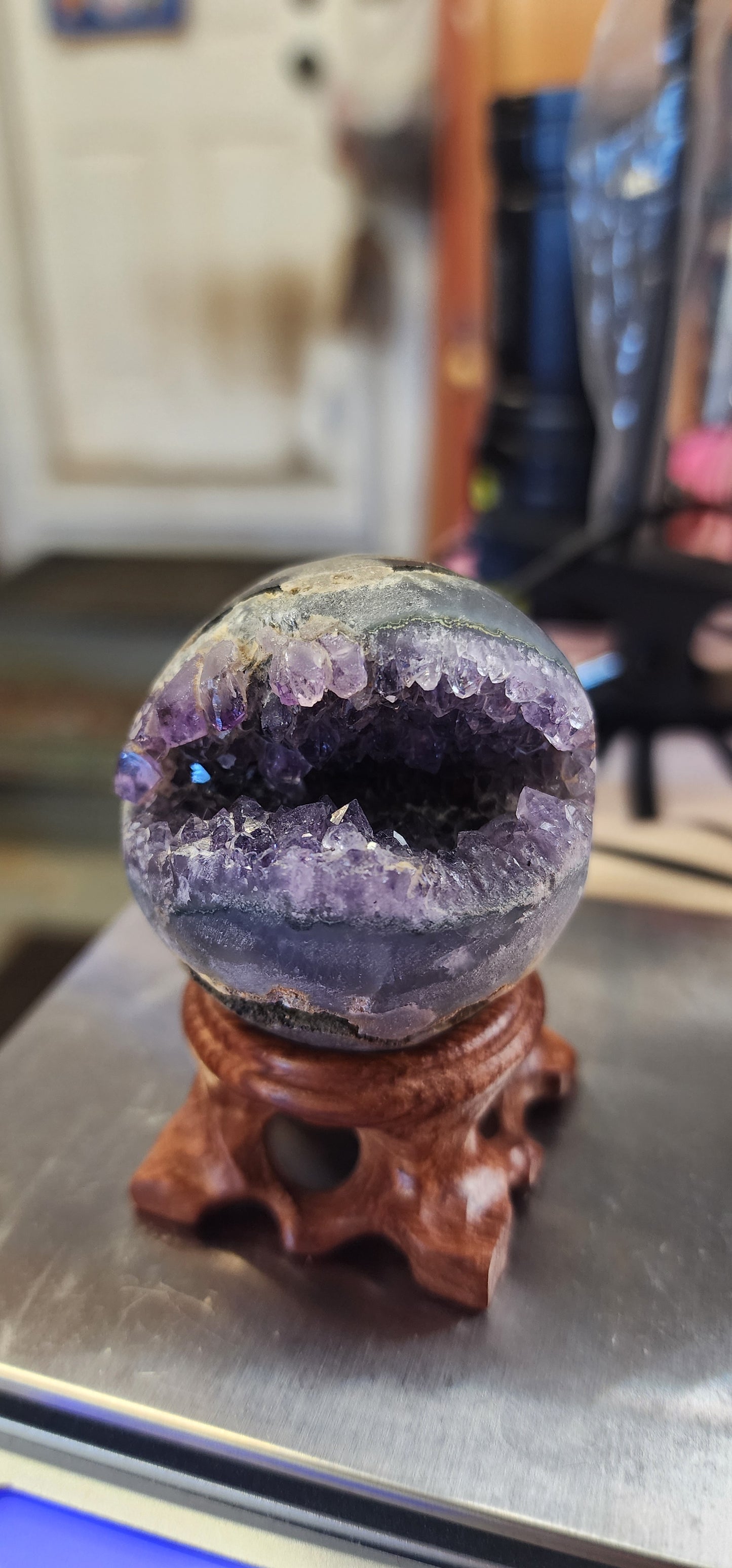 47mm Amathyst sphere with stand