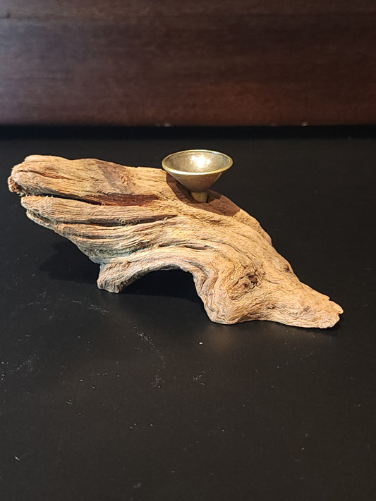 Driftwood sphere holder